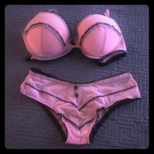 bra and pantie set